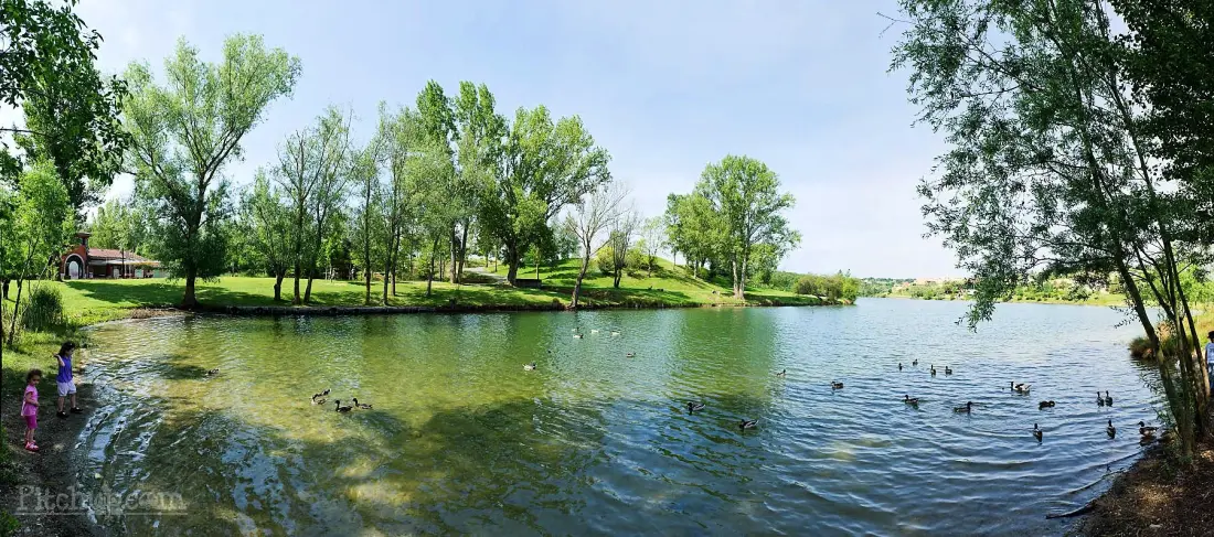 Flower Camping Du Lac De Thésauque 3 étoiles★★★