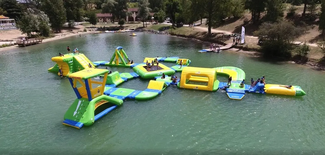 Flower Camping Du Lac De Thésauque 3 étoiles★★★