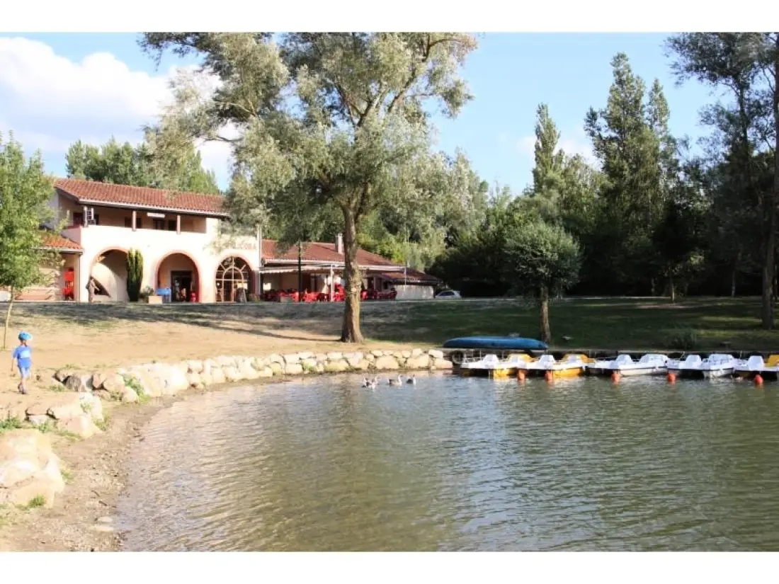 Flower Camping Du Lac De Thésauque 3 étoiles★★★