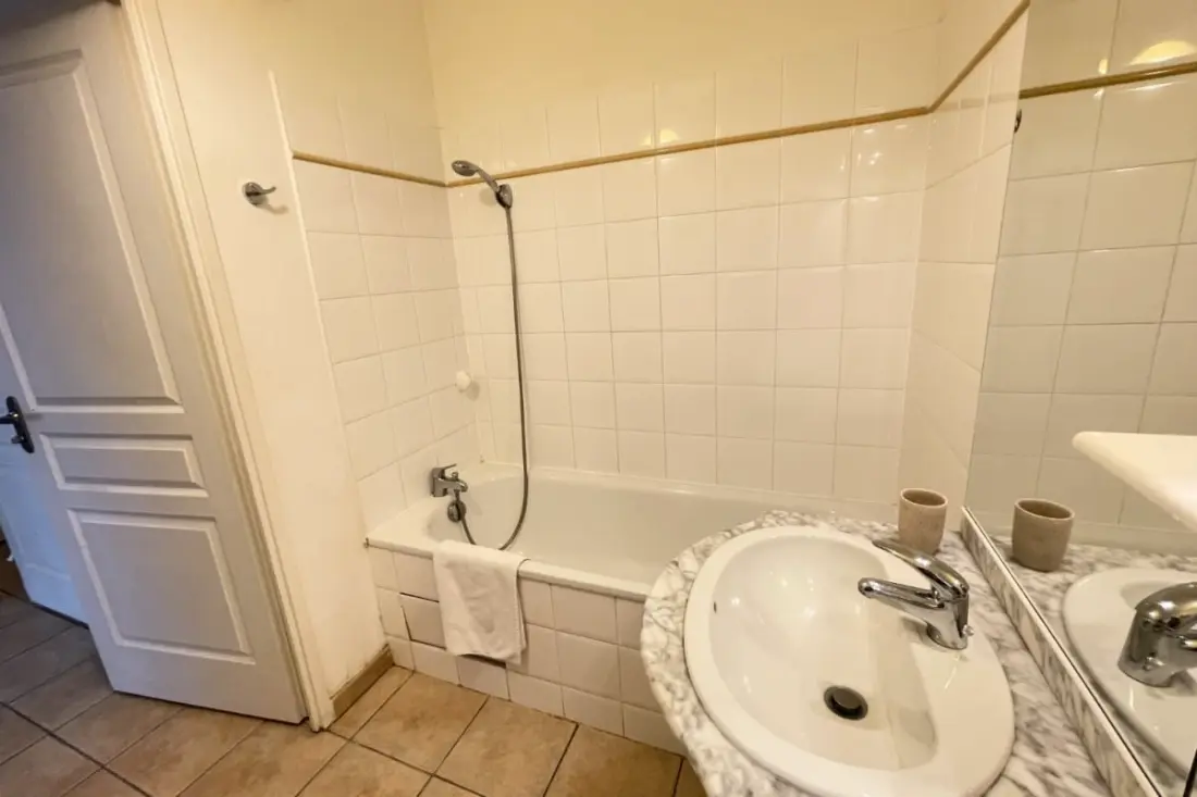 Spacieux Appartement à Deux Pas Des Attractions