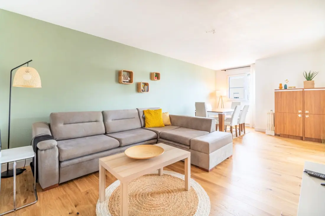 Bel Appartement De 75 M² Avec Terrasse à Toulouse