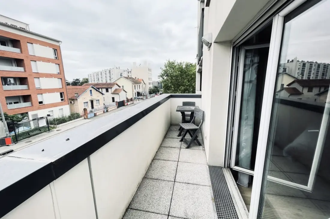 Studio Moderne Avec Balcon Et Wifi à Toulouse