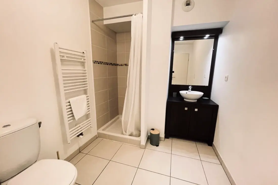 Studio Moderne Avec Balcon Et Wifi à Toulouse