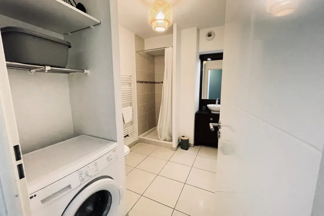 Studio Moderne Avec Balcon Et Wifi à Toulouse