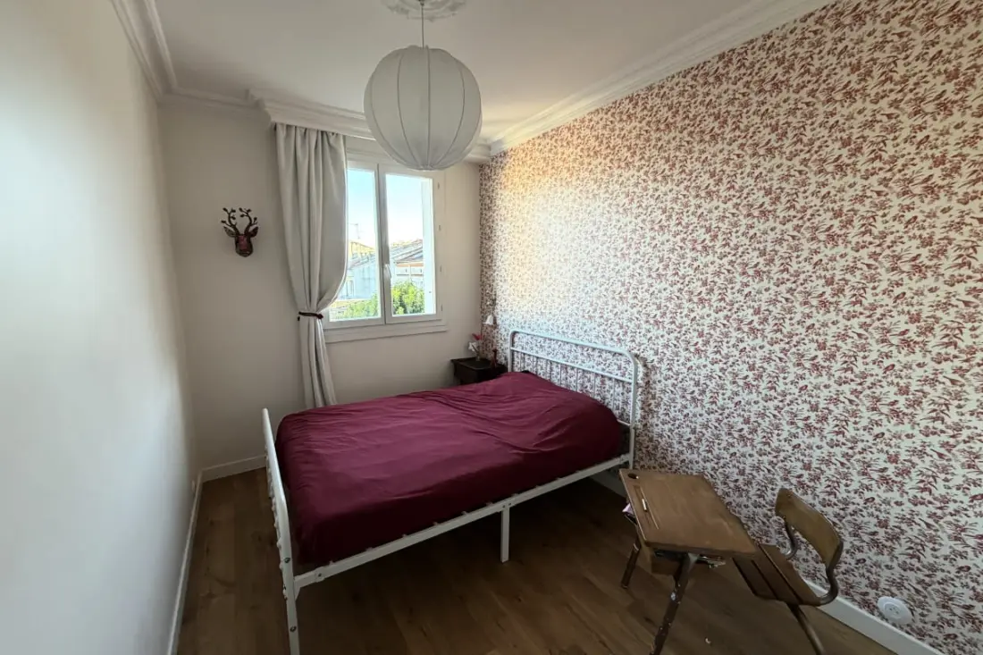 Vaste 105 M² Avec Grande Terrasse &amp; Parking