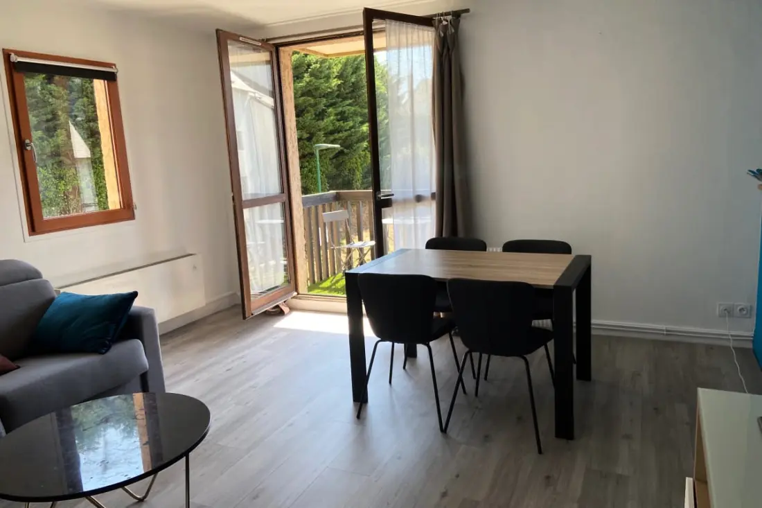 Spacieux T3 Avec Balcon - Proche Du Centre Ville
