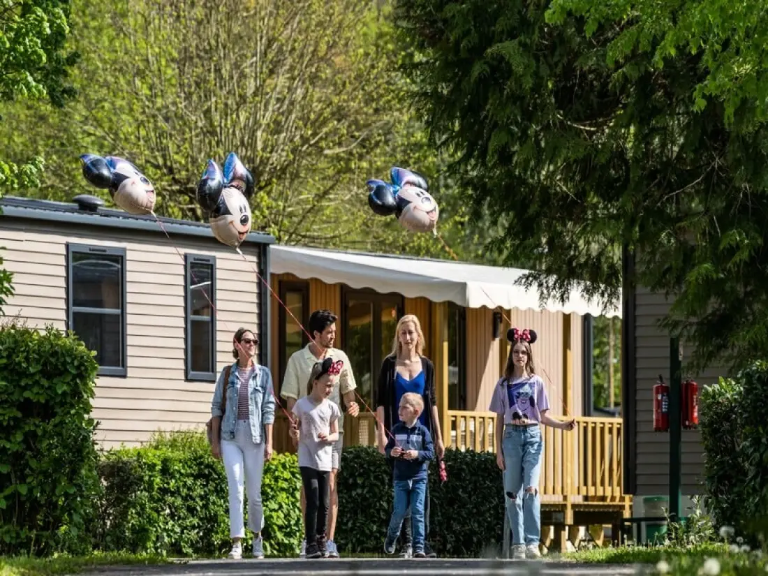 Camping Country Park - Touquin 4 étoiles★★★★