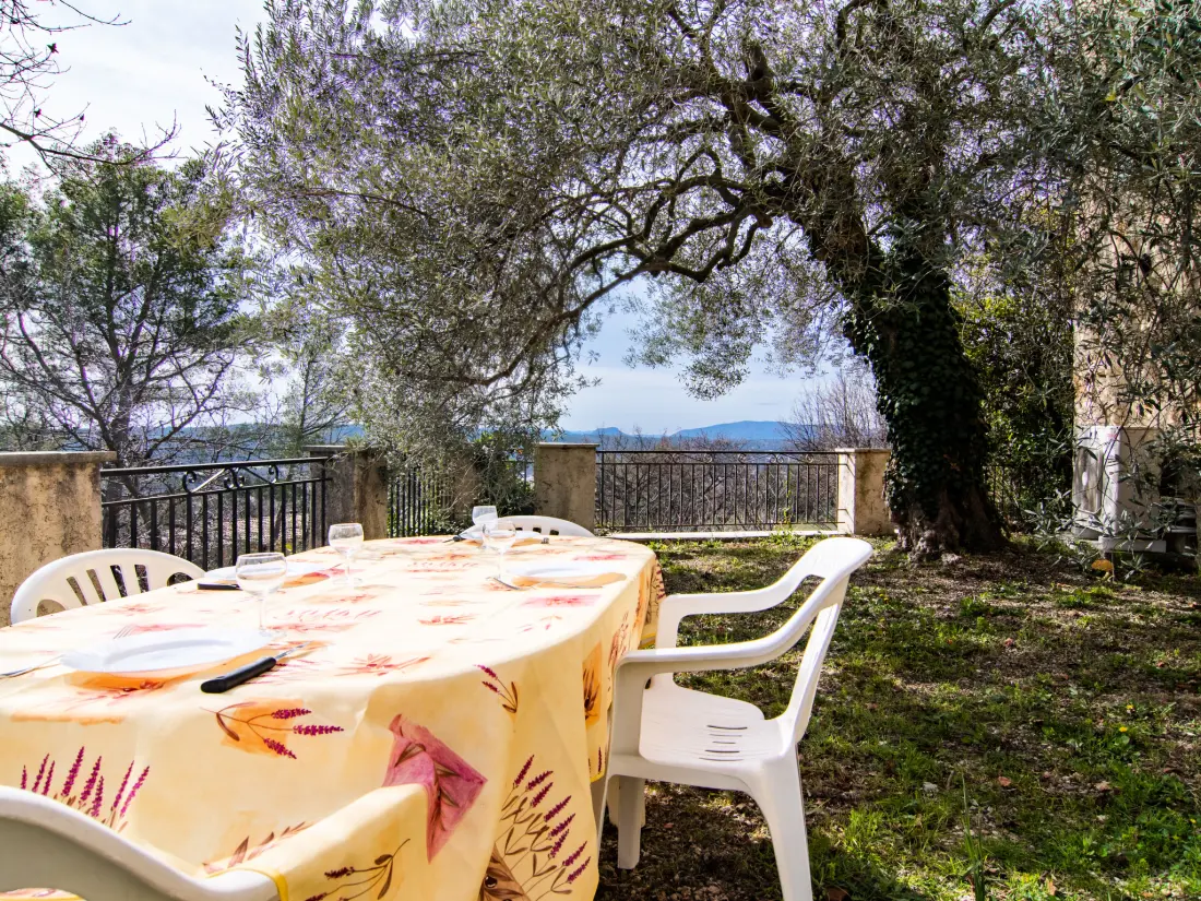 Maison de Vacances Tourrettes