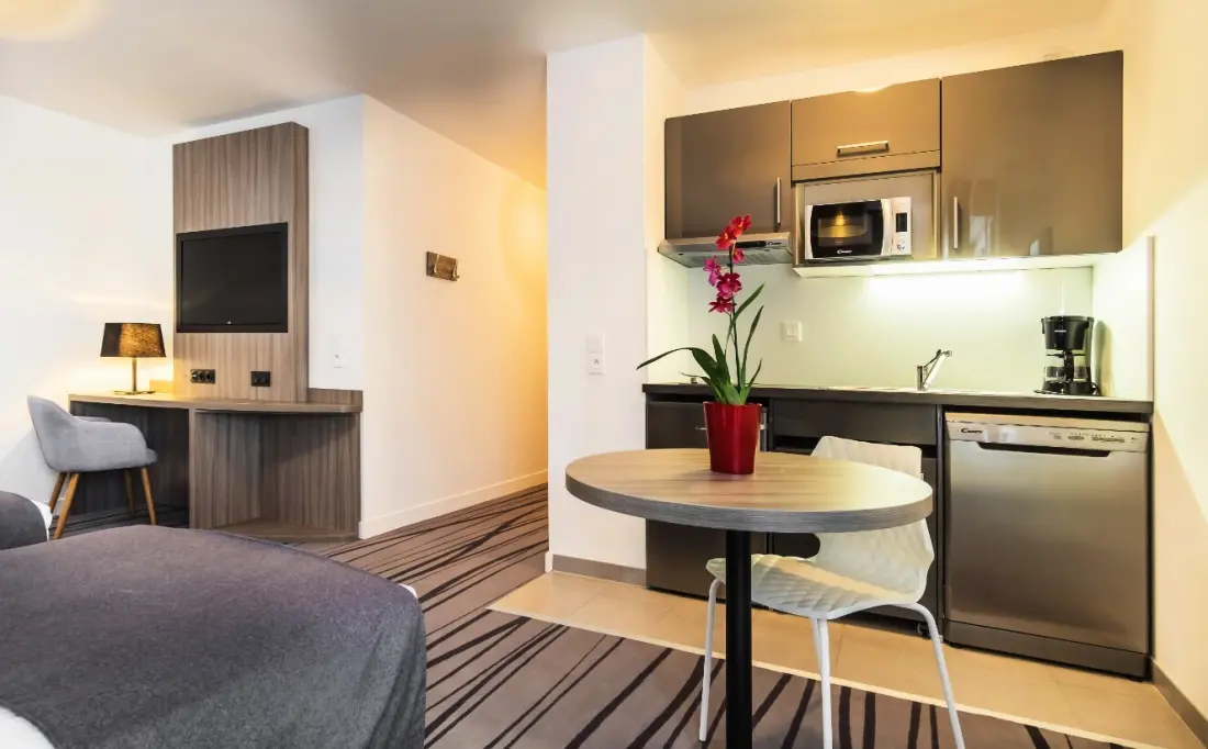 Néméa Appart'hôtel Résidence Le Quai Victor à Tours3 étoiles★★★