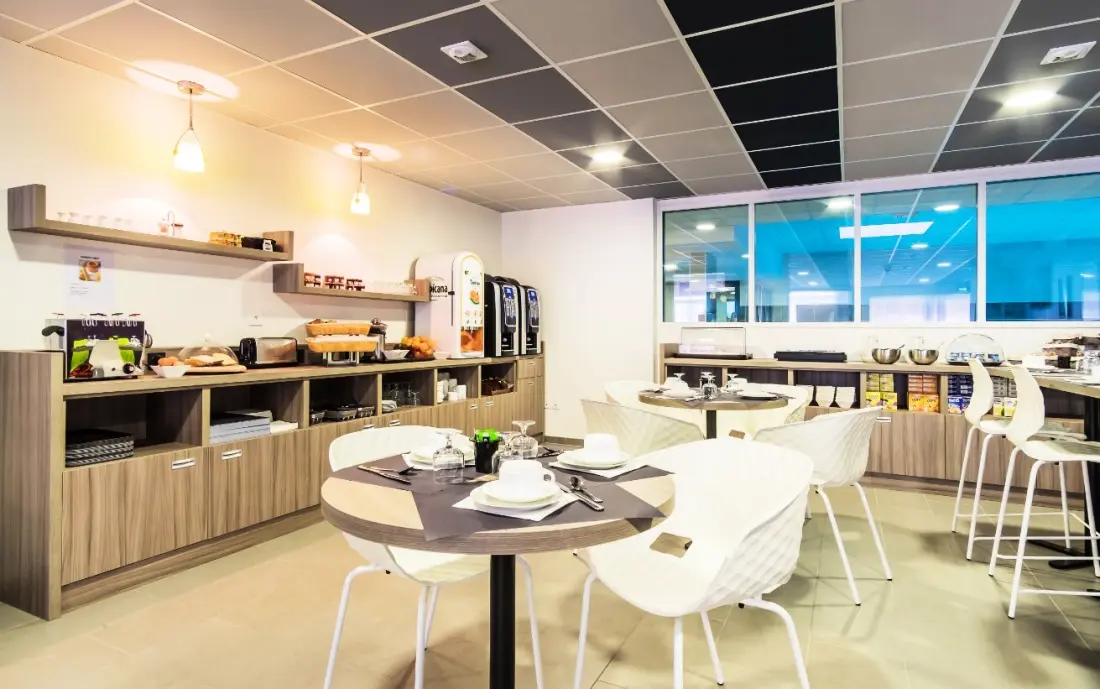 Néméa Appart'hôtel Résidence Le Quai Victor à Tours3 étoiles★★★