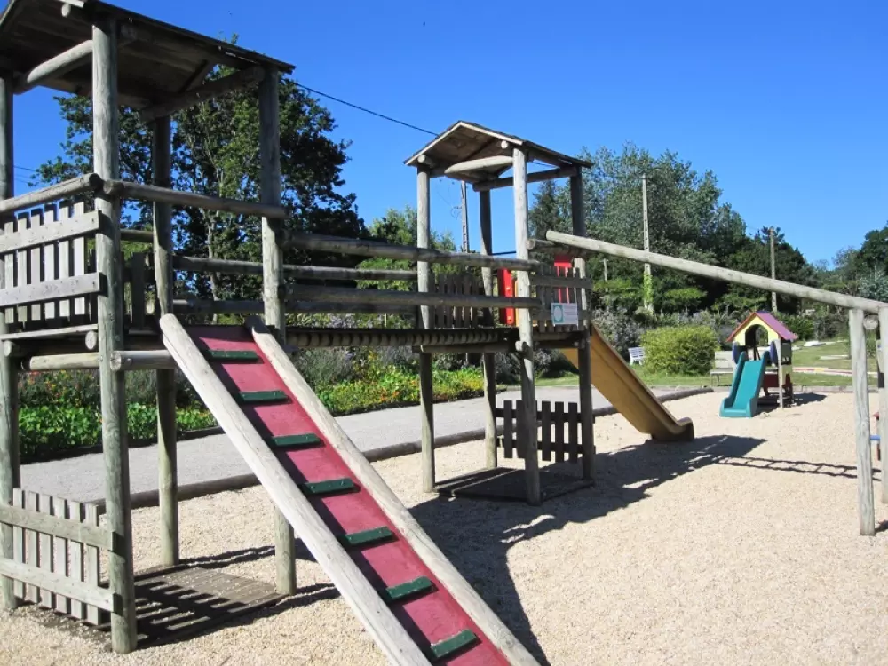 Camping Paradis Les Capucines4 étoiles★★★★