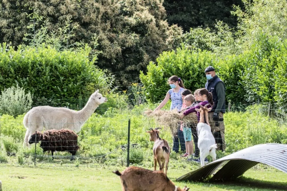 Camping Paradis Les Capucines4 étoiles★★★★