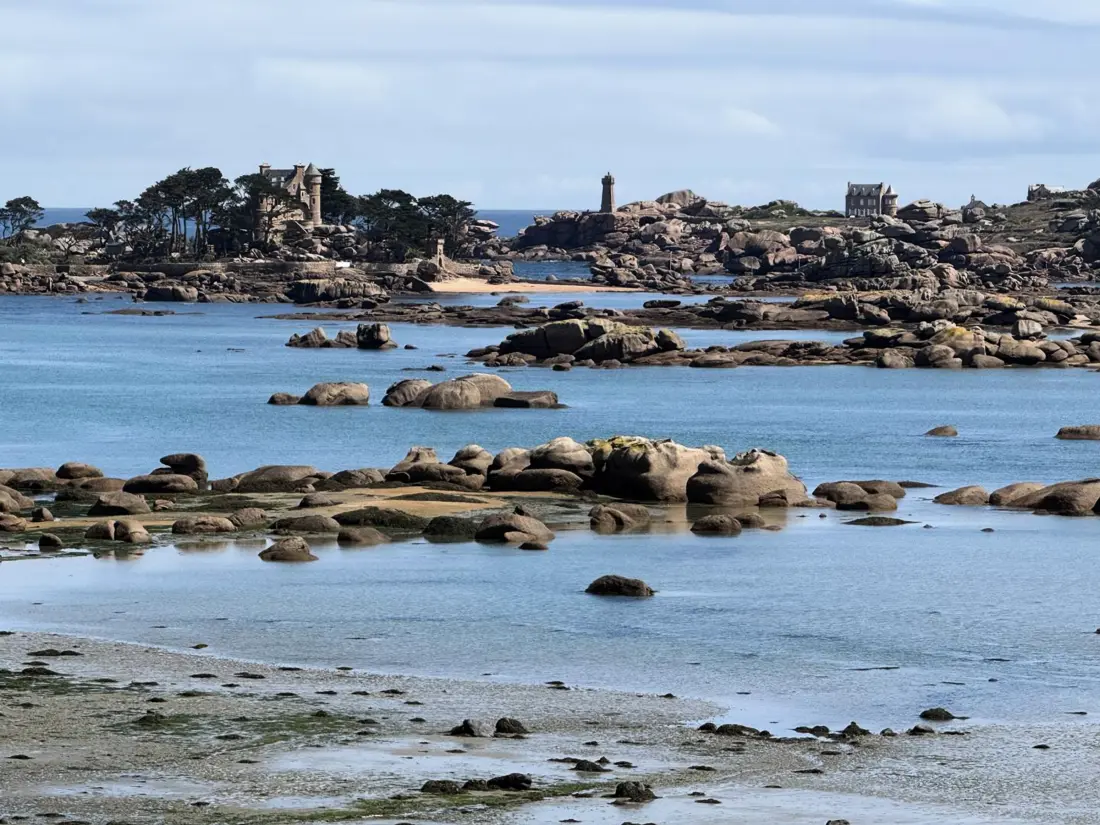 Location de Vacances TREGASTEL 121