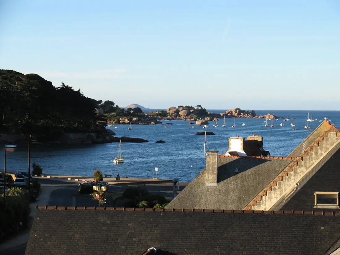 Location de Vacances TREGASTEL 23