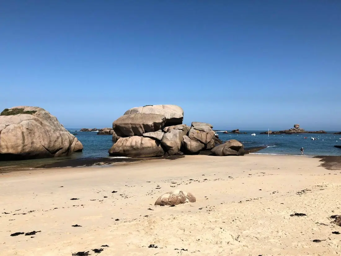 Location de Vacances TREGASTEL 46