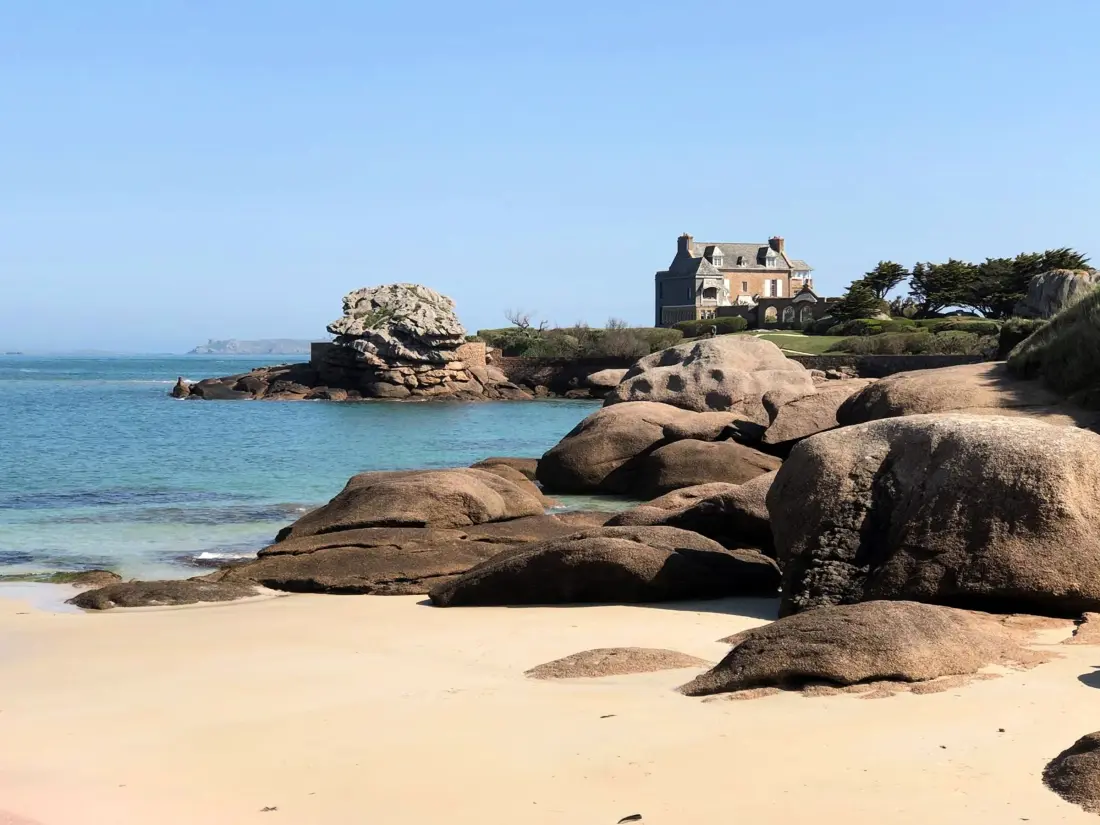 Location de Vacances TREGASTEL 46