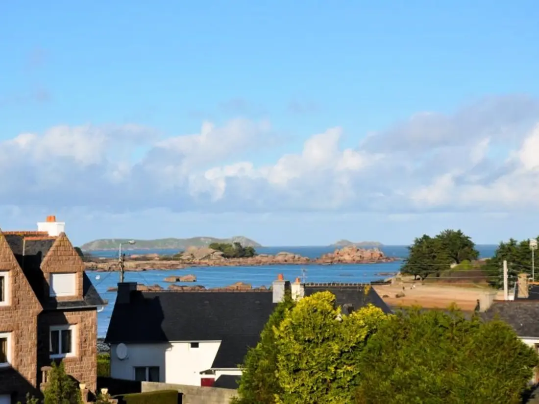 Location de Vacances TREGASTEL 8