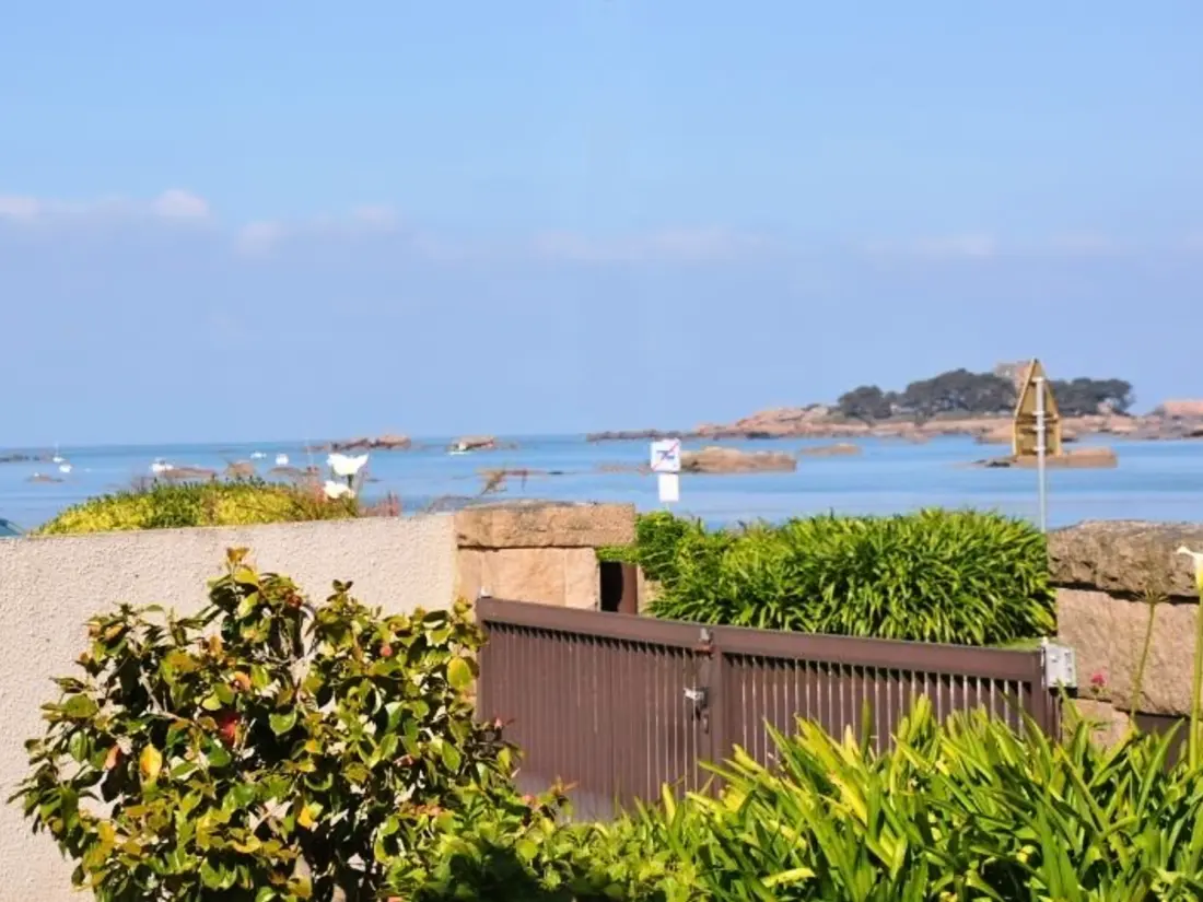 Location de Vacances TREGASTEL 80