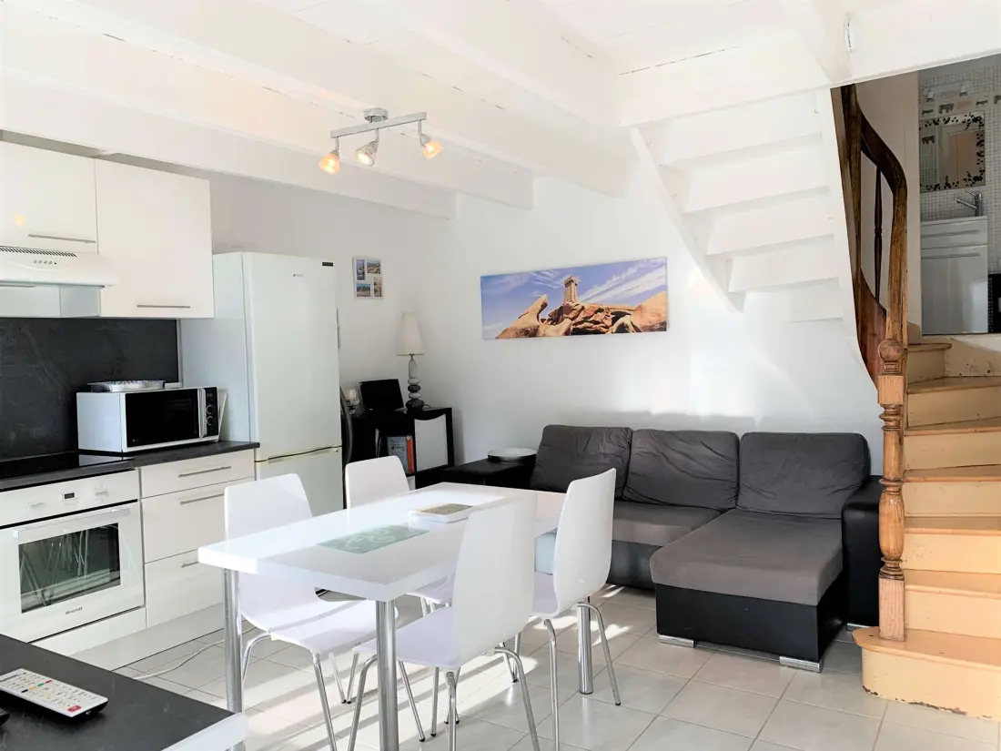 Maison de Vacances TREGASTEL 10