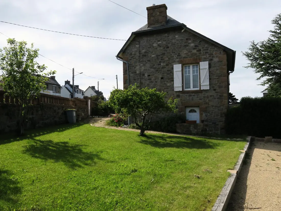 Maison de Vacances TREGASTEL 125