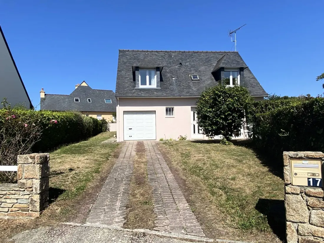 Maison de Vacances TREGASTEL 136