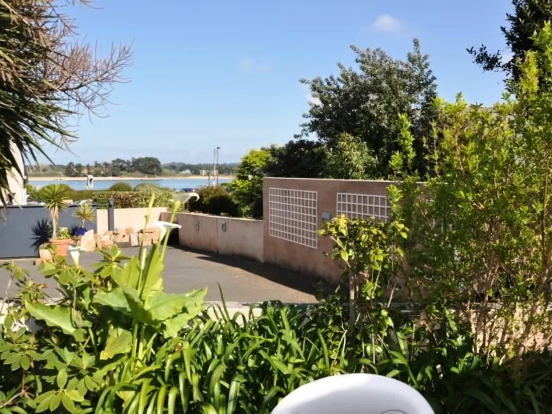 Maison de Vacances TREGASTEL 79