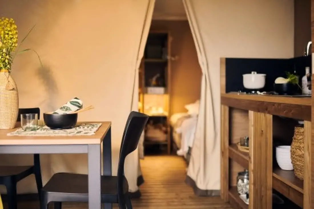 Flower Camping Domaine de Pendruc 4 étoiles★★★★