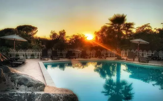 INTERNATIONALES GLAMPING LAGO DI BRACCIANO ***