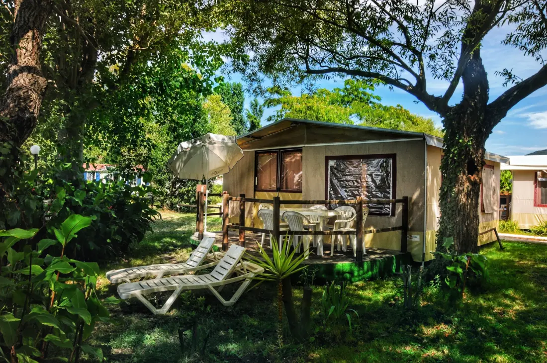 INTERNATIONAL GLAMPING LAGO DI BRACCIANO 3 étoiles★★★