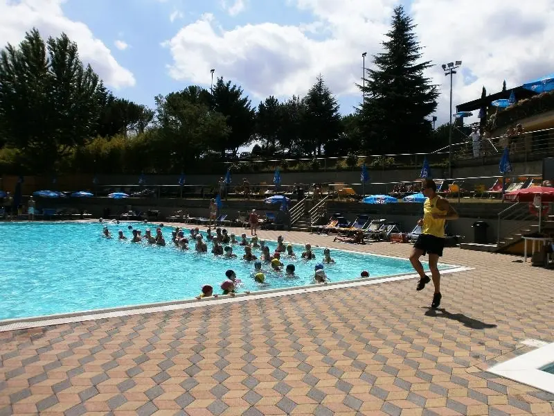 Camping Village Il Poggetto 3 étoiles★★★