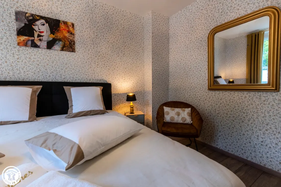 Gîte de France L'or des fontaines 13 pers 5 épis