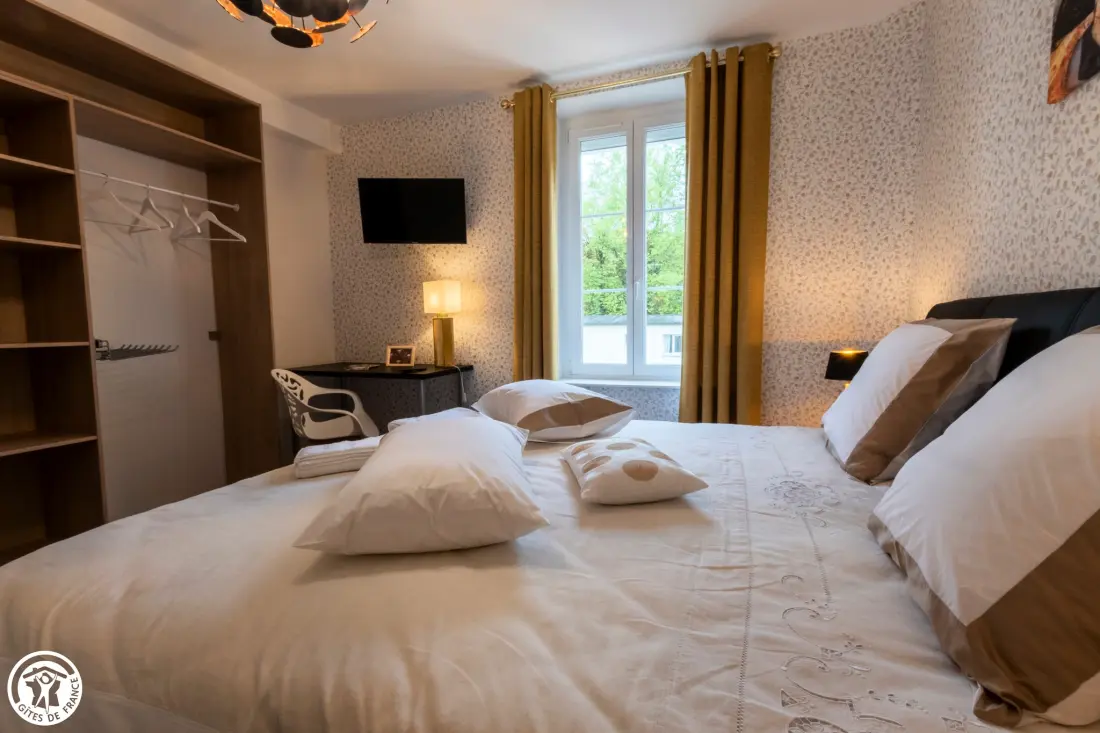 Gîte de France L'or des fontaines 13 pers 5 épis