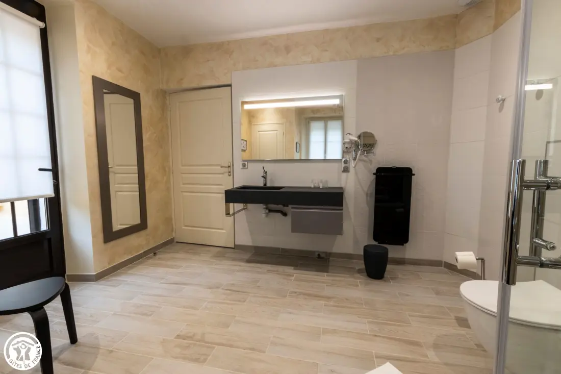 Gîte de France L'or des fontaines 13 pers 5 épis