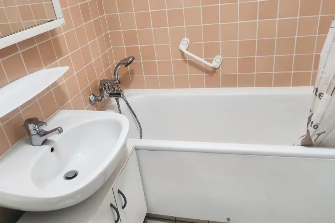 Escapade à Deux : Appartement Cosy Avec Balcon
