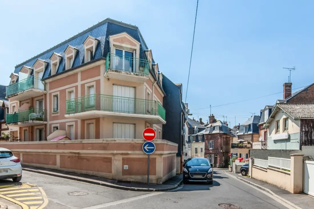 Appartement Rénové Avec Balcon