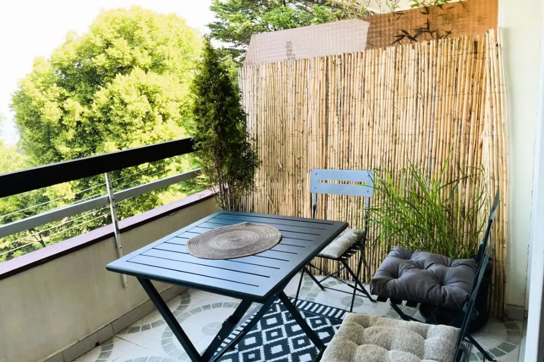 Aux Flots Bleus,  Avec Balcon Et Vue Sur Mer