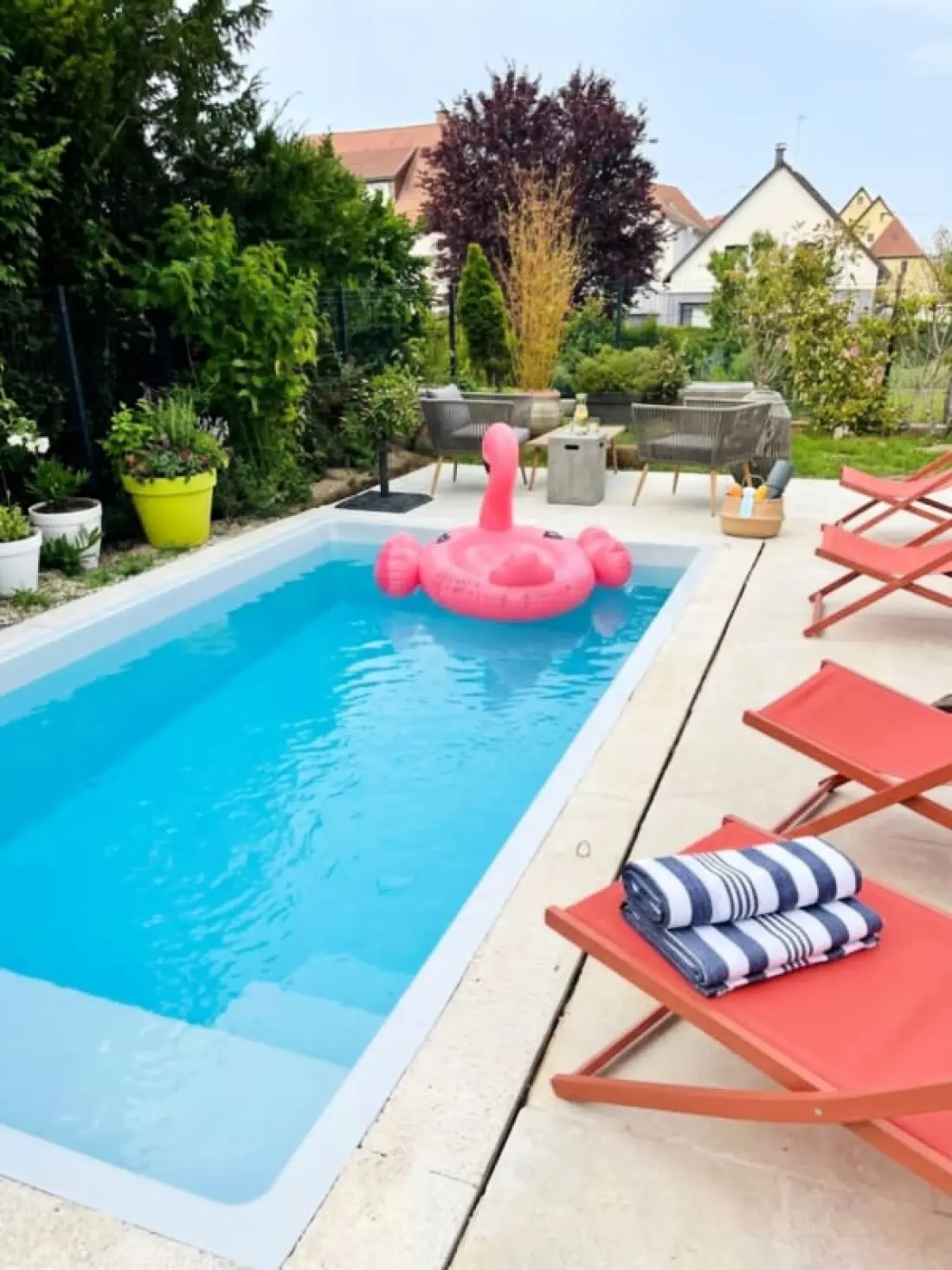 La Villa Des Sarments : Piscine &amp; Jacuzzi
