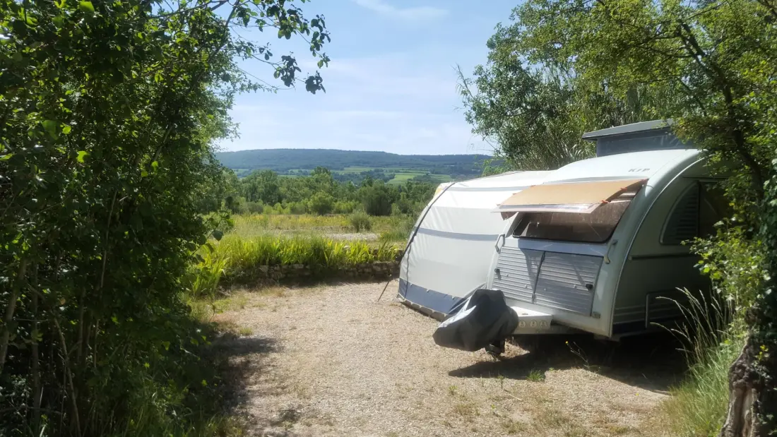 Flower Camping Les Rives de l'Aygues 3 étoiles★★★