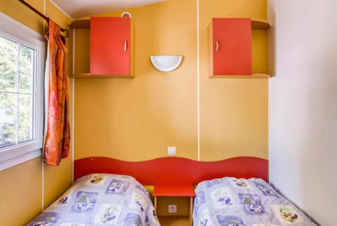 Flower Camping Les Rives de l'Aygues 3 étoiles★★★