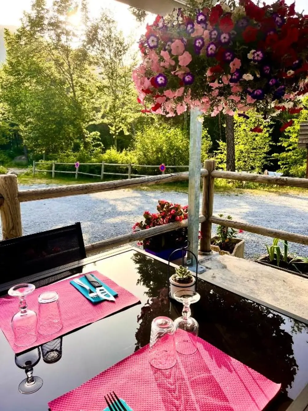 Camping La Pierre de l'Aigle 3 étoiles★★★