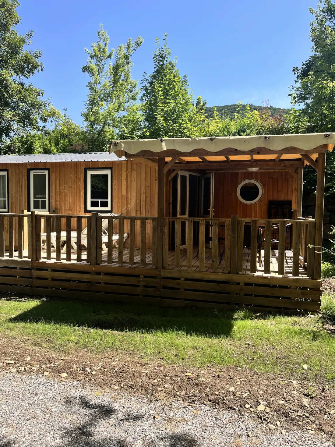 Camping La Pierre de l'Aigle 3 étoiles★★★