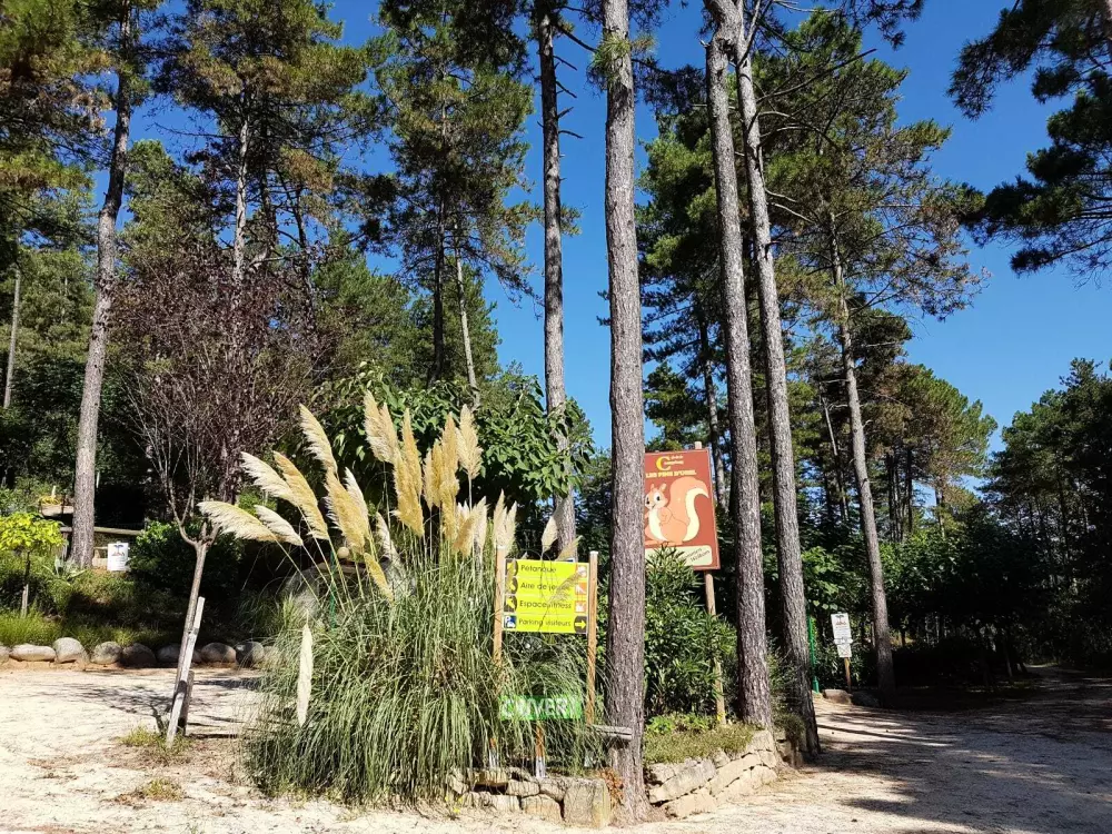 Ushuaïa Villages - Camping Les Pins d'Ucel 4 étoiles★★★★