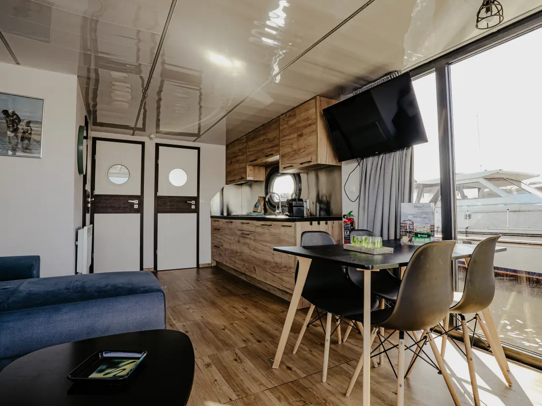 Huren Houseboat