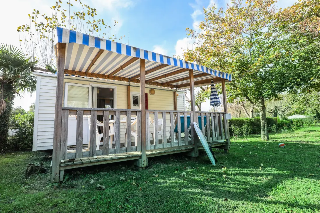 Flower Camping de la Corniche 4 étoiles★★★★