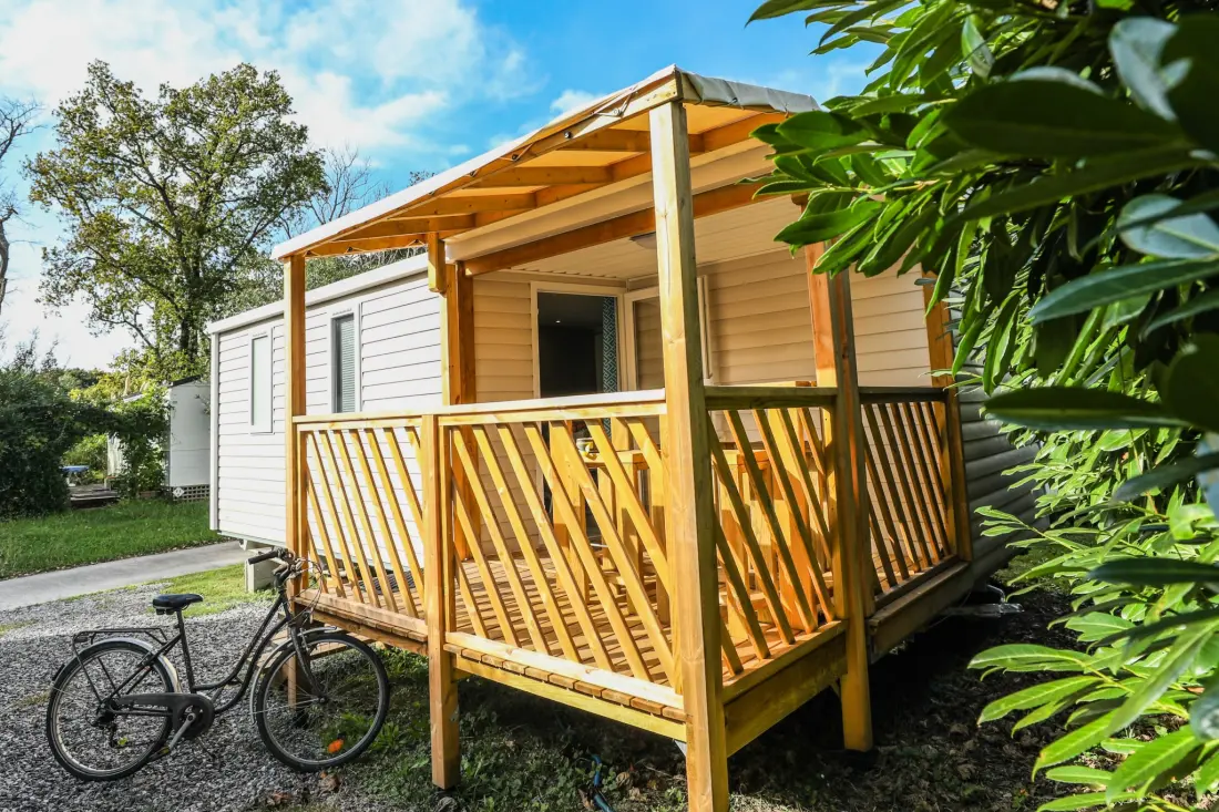 Flower Camping de la Corniche 4 étoiles★★★★