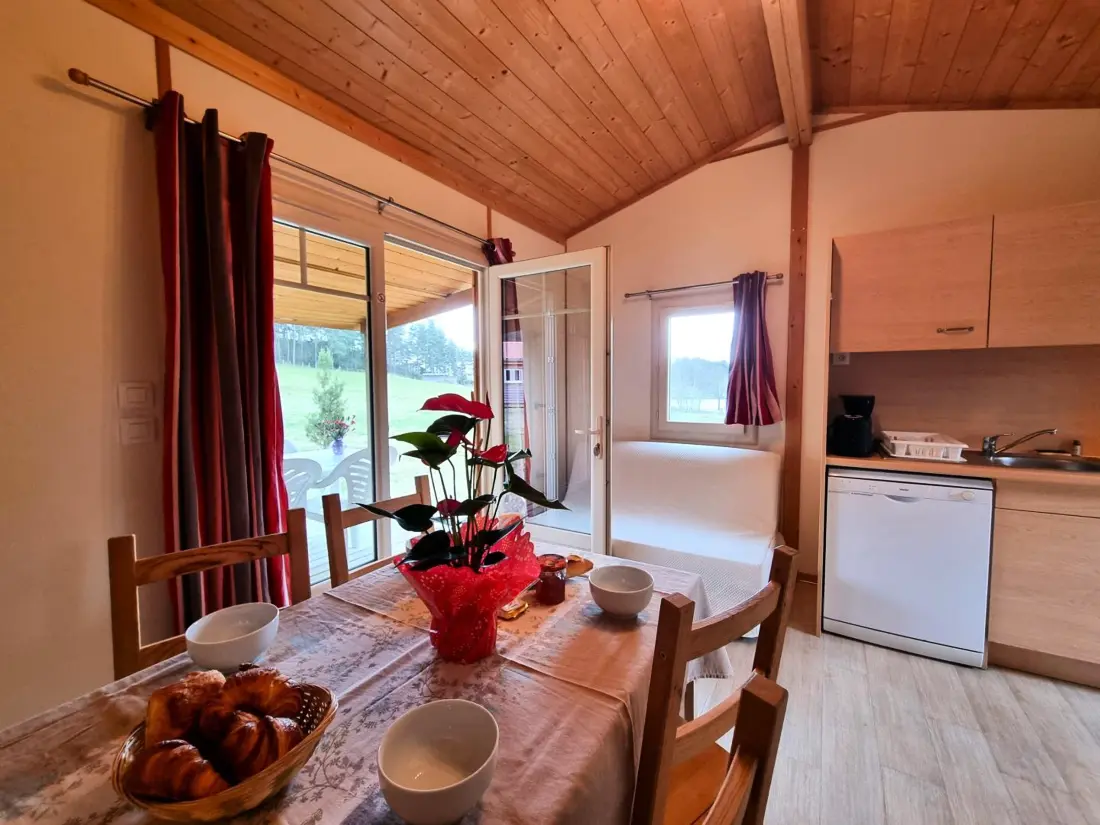 Maison de Vacances USSON-EN-FOREZ 10