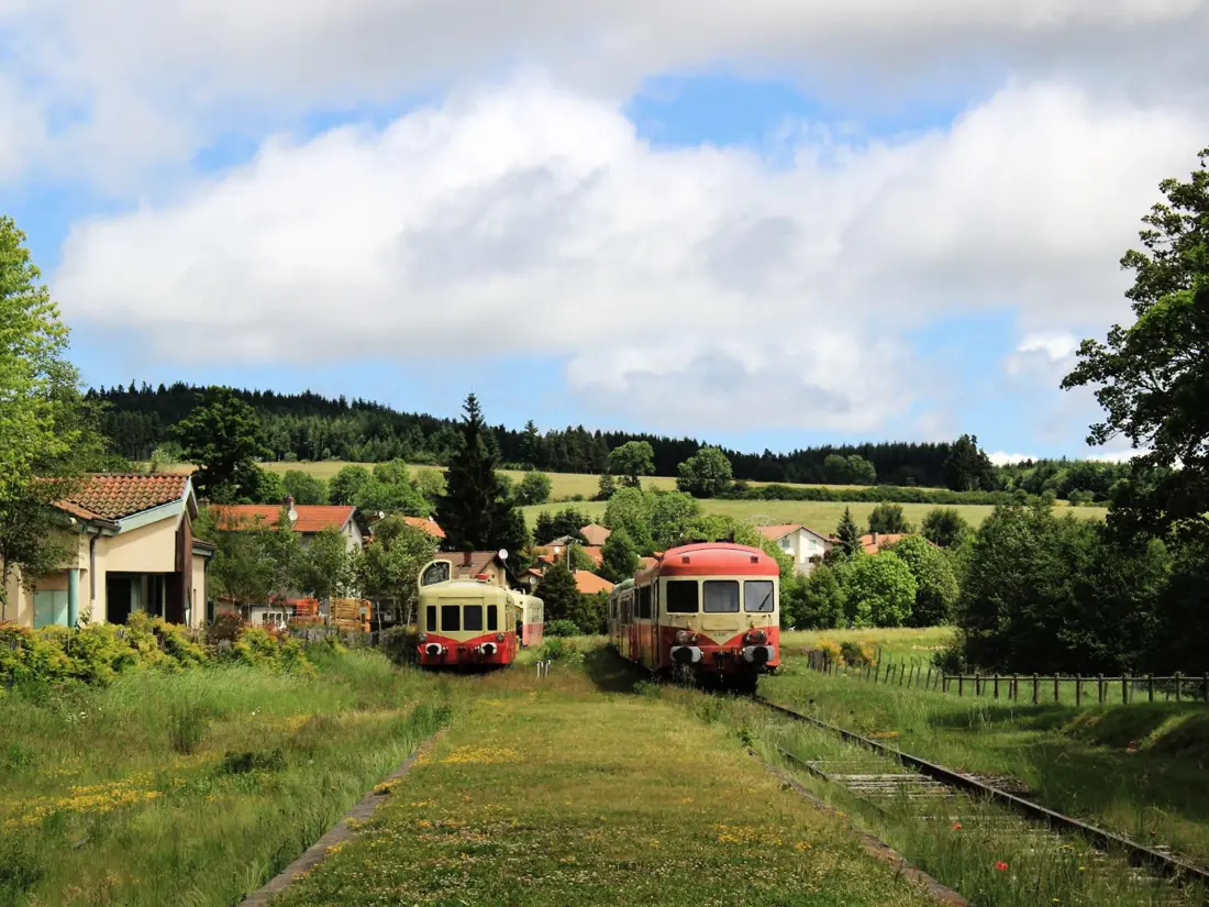 Maison de Vacances USSON-EN-FOREZ 2