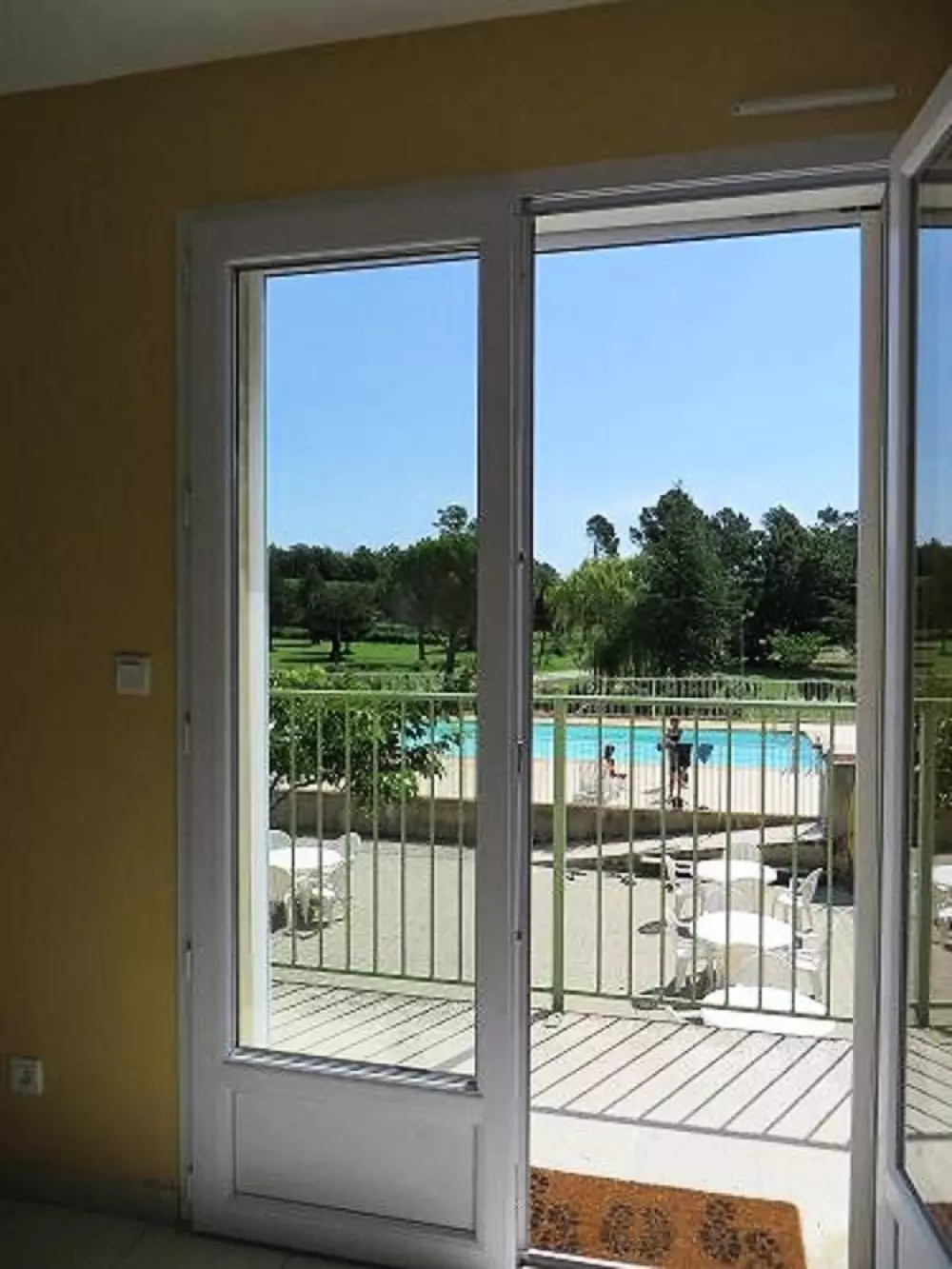 Camping La Rouvière Les Pins 3 étoiles★★★