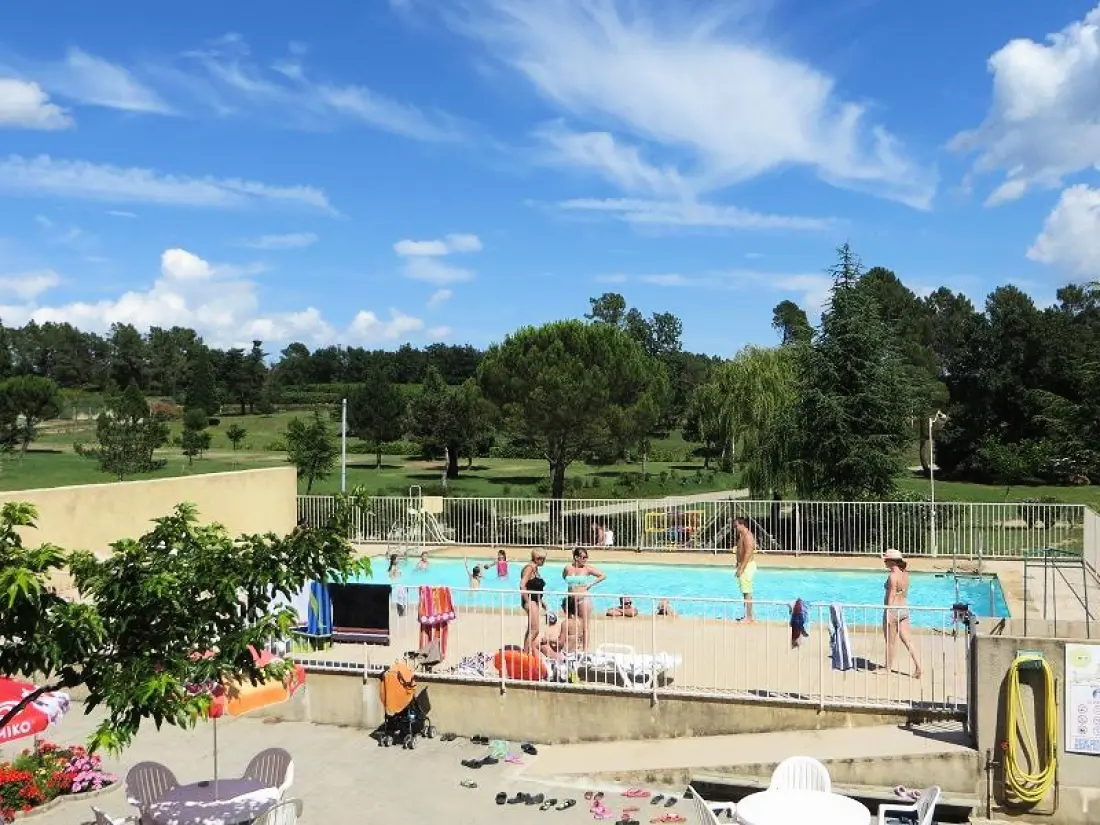 Camping La Rouvière Les Pins 3 étoiles★★★