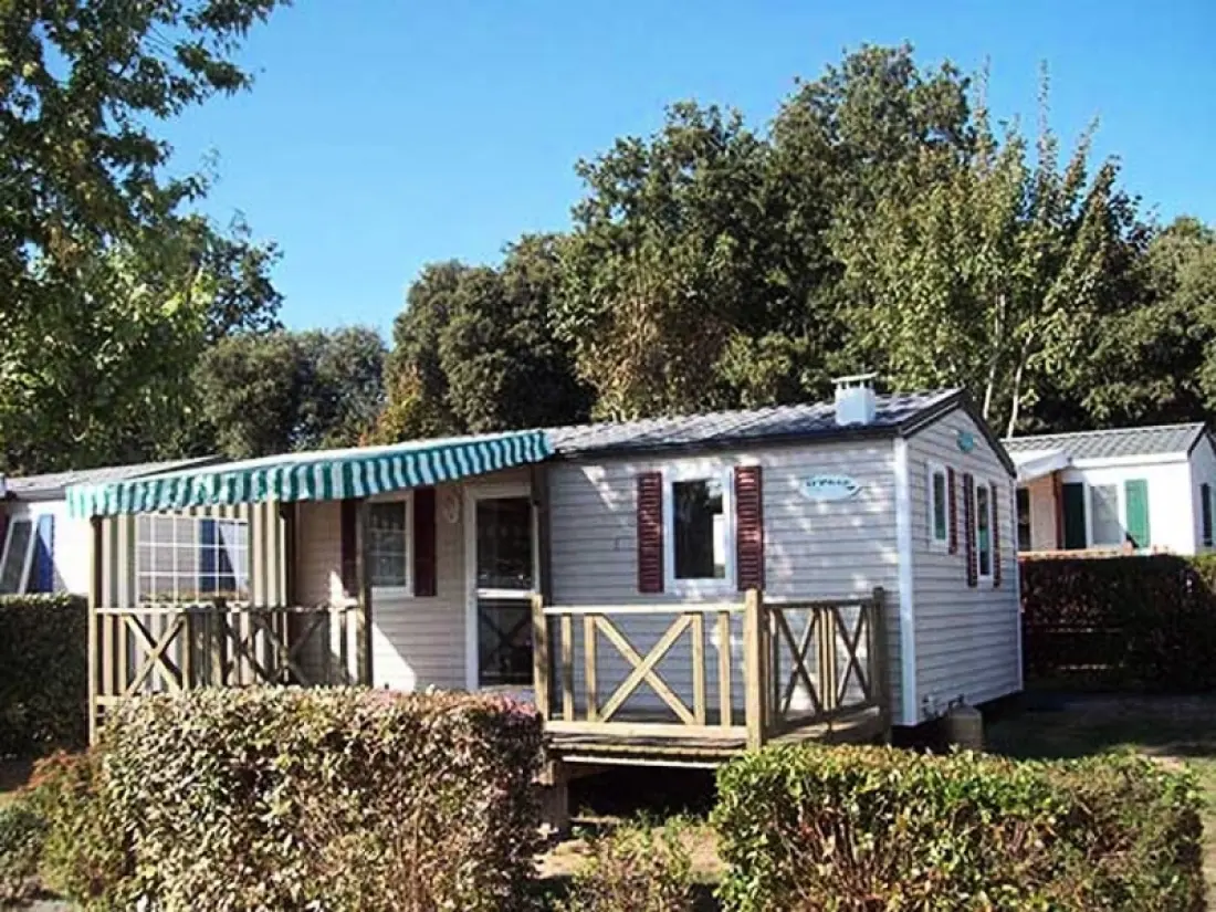 Camping Le Roc 3 étoiles★★★